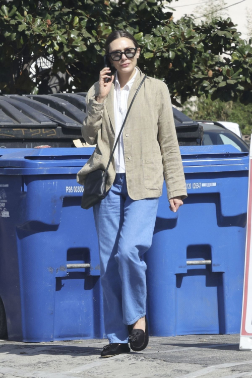 Elizabeth Olsen Heading to Lunch in Los Angeles, October 2024 6