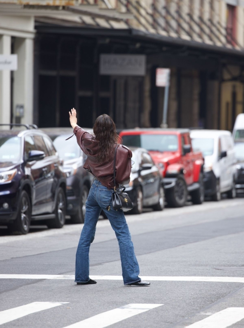 Georgia Fowler Hailing a Cab in New York, October 2024 2