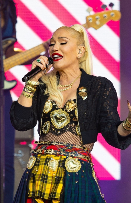 Gwen Stefani Performs at Jimmy Kimmel Live in Hollywood, September 2024 4