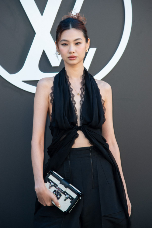 Hoyeon Jung at Louis Vuitton SS25 Fashion Show in Paris, October 2024 2