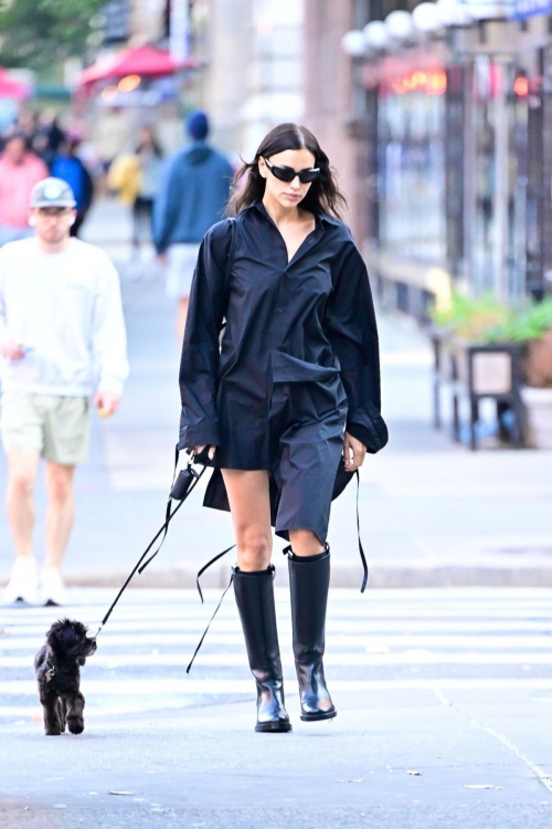 Irina Shayk All in Black Walking Her Dog New York, October 2024 3