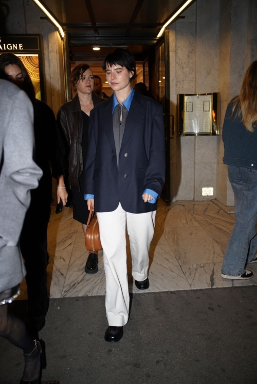 Jessie Buckley Arrives at Miu Miu Afterparty in Paris, October 2024 1