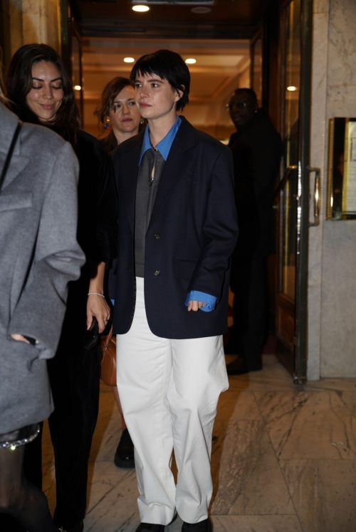 Jessie Buckley Arrives at Miu Miu Afterparty in Paris, October 2024 5