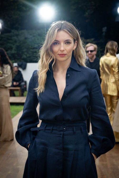 Jodie Comer at Gabriela Hearst Fashion Show at Paris Fashion Week, September 2024 4