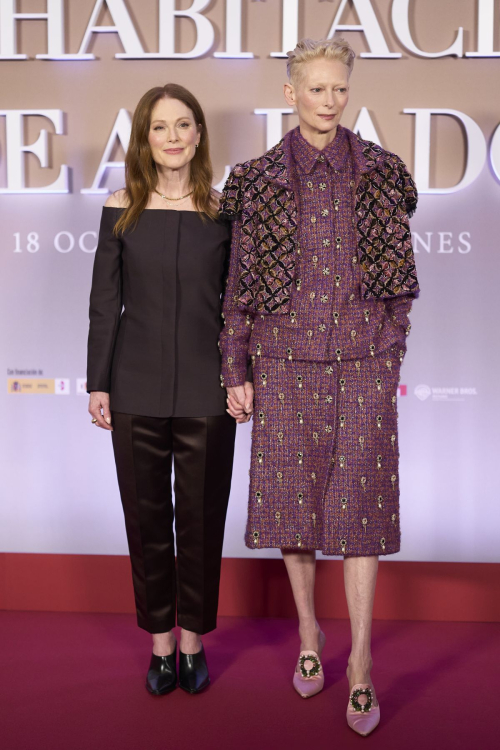 Julianne Moore and Tilda Swinton at The Room Next Door Photocall October 2024 1