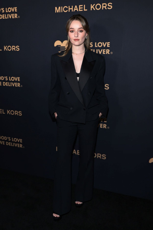 Kaitlyn Dever at Golden Heart Awards in New York, October 2024 6