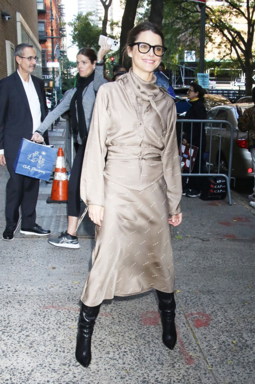 Keri Russell Arrives at Live with Kelly & Mark, October 2024 1