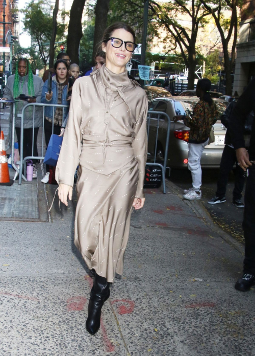 Keri Russell Arrives at Live with Kelly & Mark, October 2024 4