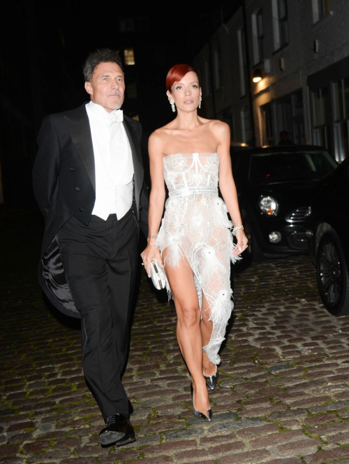 Lily Allen Arrives at Chiltern Firehouse 10th Anniversary Party, October 2024 1