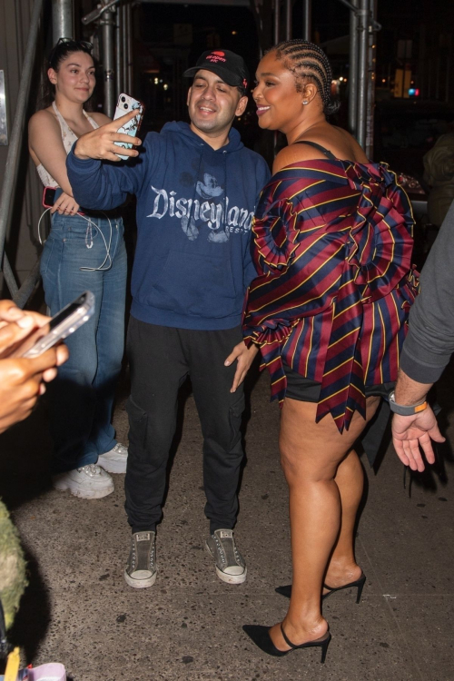 Lizzo Out for Dinner at Carbone in New York, September 2024 2