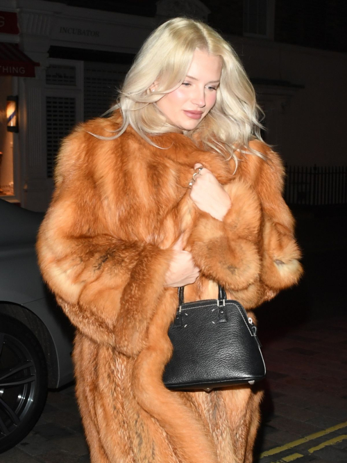 Lottie Moss at Chiltern Firehouse in London, October 2024 5