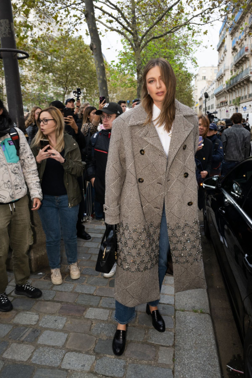 Maria Sharapova at Stella McCartney Show at Paris Fashion Week, September 2024 3