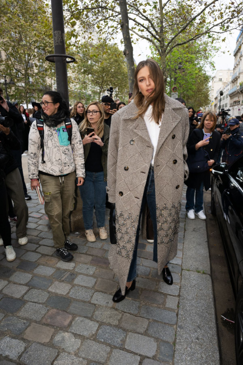 Maria Sharapova at Stella McCartney Show at Paris Fashion Week, September 2024 4