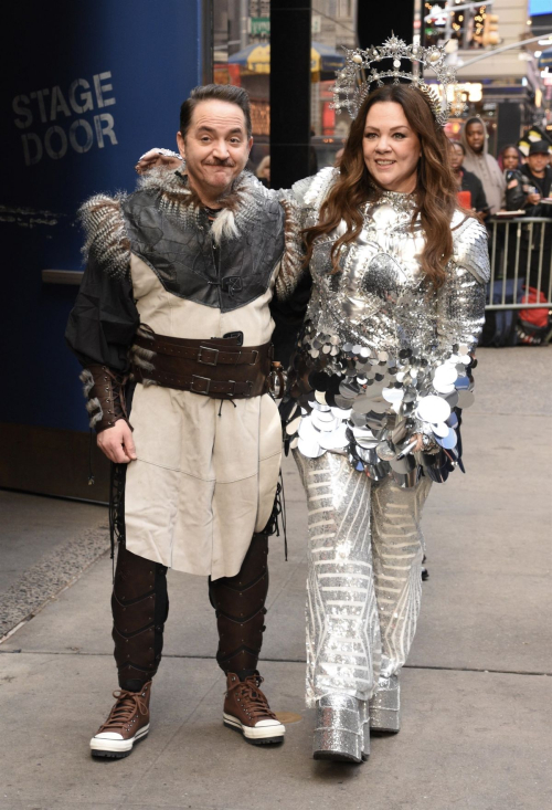 Melissa McCarthy Arrives at Good Morning America New York October 2024 2