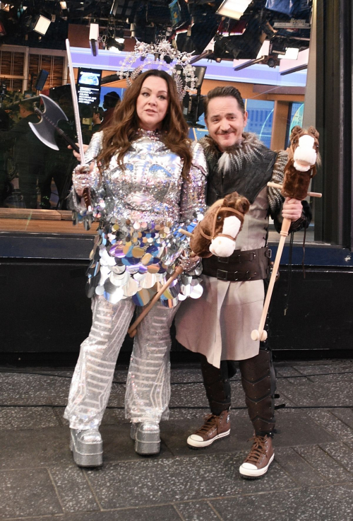 Melissa McCarthy Arrives at Good Morning America New York October 2024 5