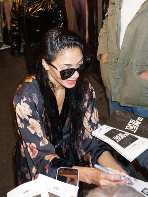 Nicole Scherzinger Signing Autographs St. James Theatre New York, October 2024 2