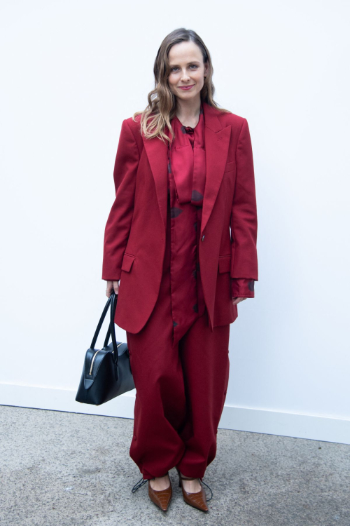 Pauline Chalamet at Stella McCartney Womenswear Spring-Summer 2025 Show, September 2024 1