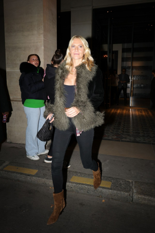 Poppy Delevingne Arrives at Costes at Paris Fashion Week, September 2024 4