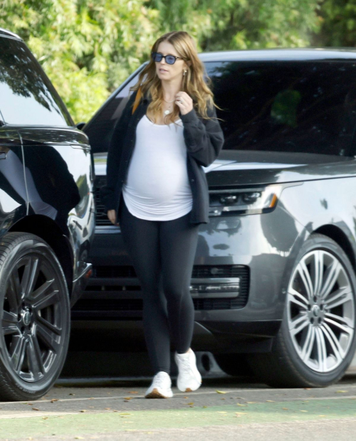 Pregnant Katherine Schwarzenegger Leaves Workout Class in Los Angeles, October 2024 6