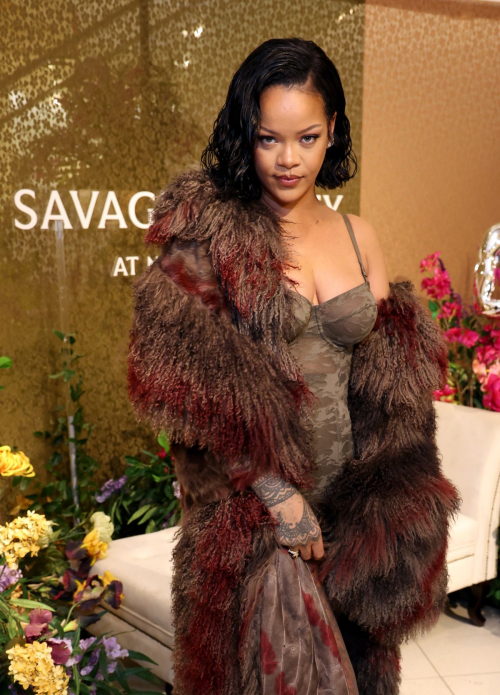 Rihanna at Savage x Fenty Lavish Lace Debut at Nordstrom, October 2024 5