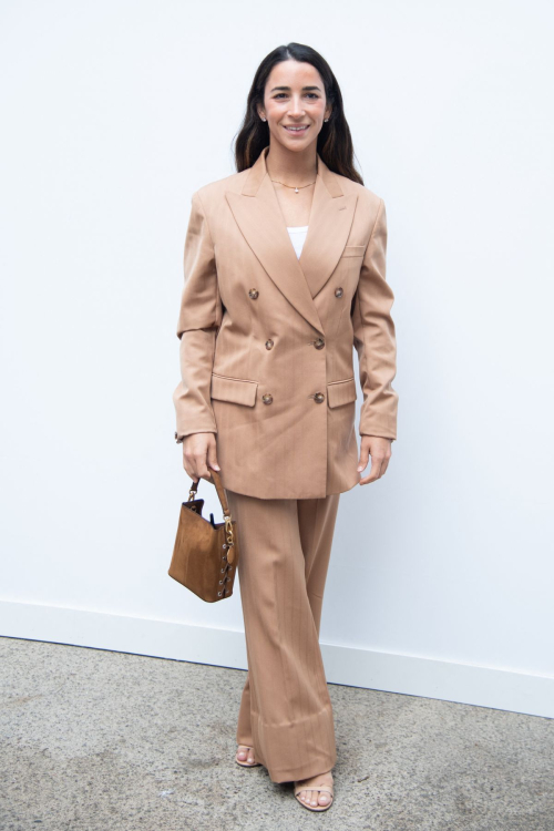 Sara Balzer at Stella McCartney Womenswear Spring-Summer 2025 Show, September 2024 3