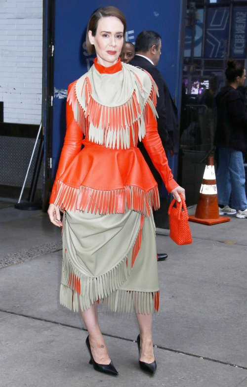 Sarah Paulson Arrives at Good Morning America in New York, October 2024 1