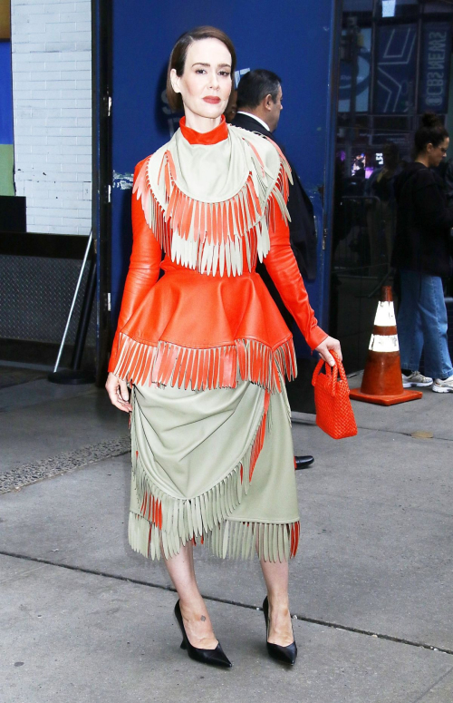 Sarah Paulson Arrives at Good Morning America in New York, October 2024 6