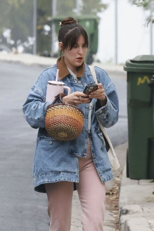 Scout Willis Out for Iced Coffee in Los Angeles October 2024