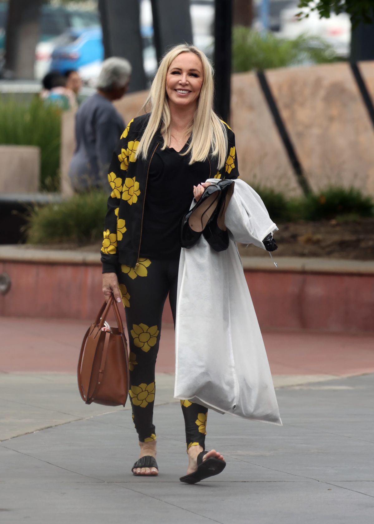 Shannon Beador Out and About in Ontario, October 2024