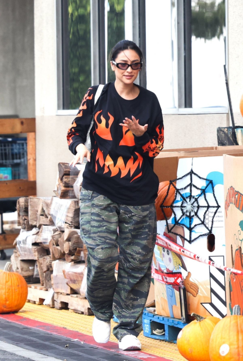 Shay Mitchell Prepares for Halloween in Los Angeles, October 2024 2