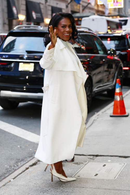 Sheryl Lee Ralph Arrives at Good Morning America in New York, September 2024 5