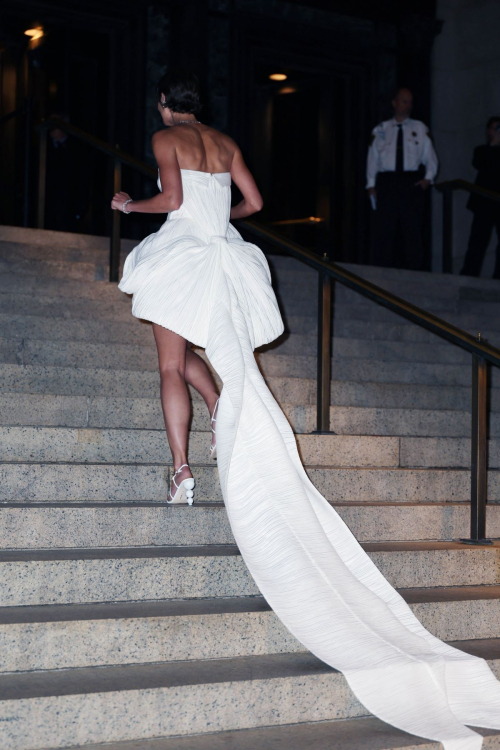 Taylor Hill Attends CFDA Awards in New York, October 2024 1