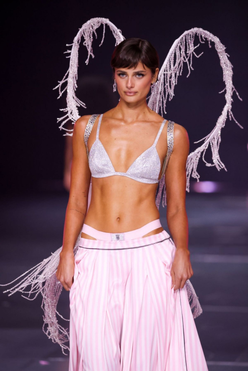 Taylor Hill Walks Runway at Victoria's Secret Fashion Show, October 2024