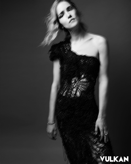 Willa Fitzgerald for Vulkan Magazine, October 2024 10