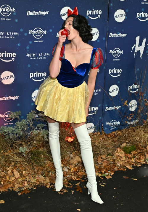 Alexina Graham at Heidi Klum’s Halloween Party, Oct 2024 2