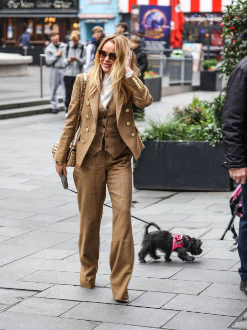 Amanda Holden Arrives at Global Radio Studios London, Nov 2024 2