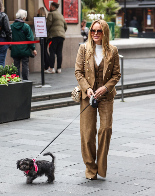 Amanda Holden Arrives at Global Radio Studios London, Nov 2024 4