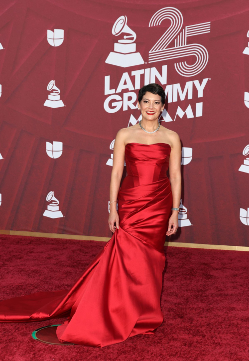 Anne Akiko Meyers at 25th Annual Latin Grammy Awards, November 2024 1