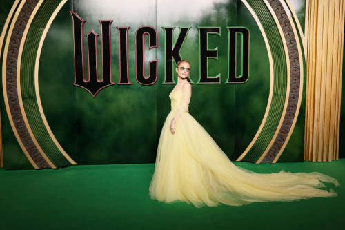 Ariana Grande at Wicked Part One Premiere Royal Festival Hall London, November 2024 3