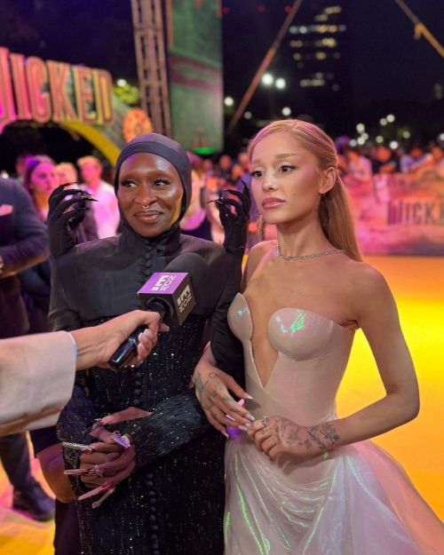 Ariana Grande at Yellow Carpet for Wicked Premiere in Mexico, November 2024 2