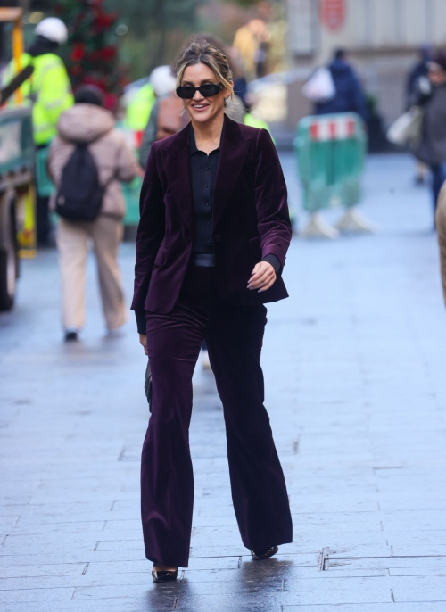 Ashley Roberts Leaves Heart Breakfast Show in London, November 2024 5