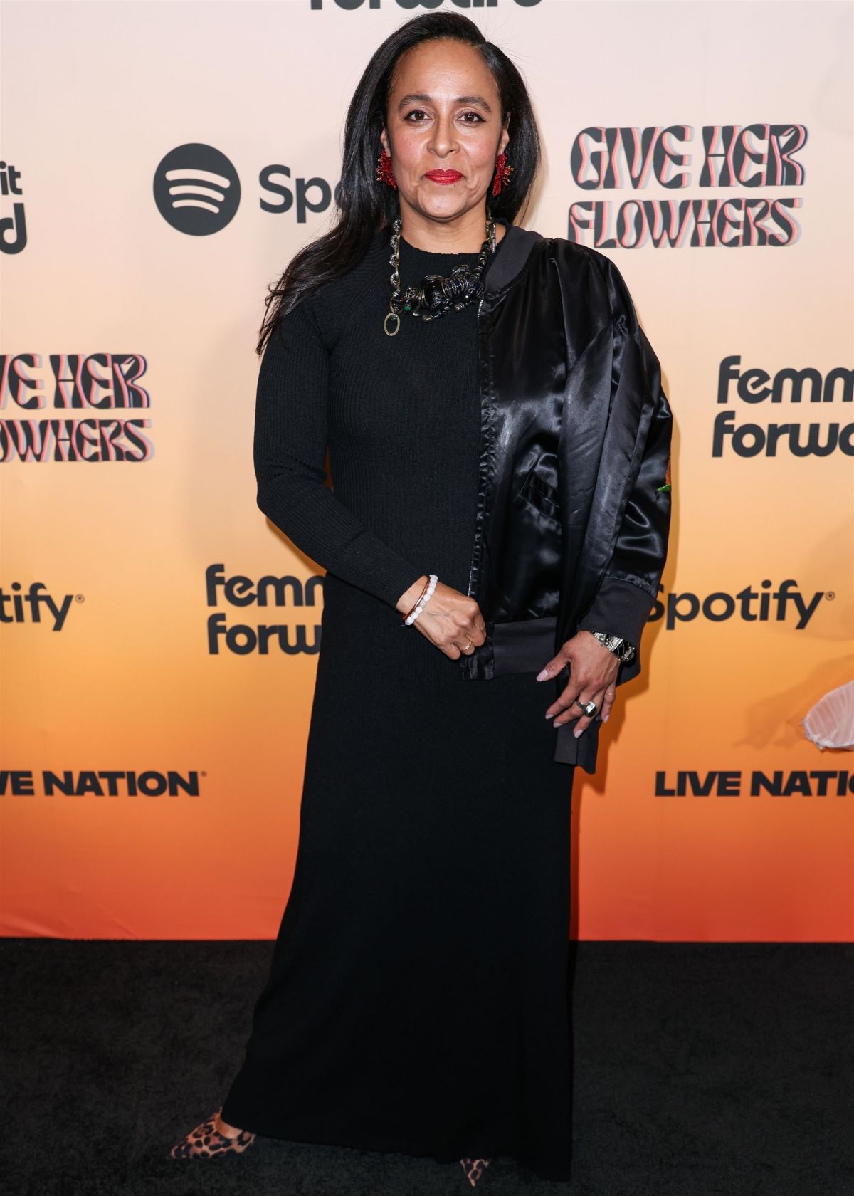 Brenda Reynoso at Give Her FlowHERS Awards Gala Los Angeles, November 2024