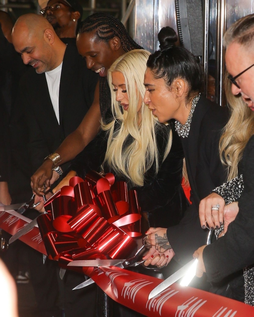 Christina Aguilera at HM Ribbon-cutting Ceremony, November 2024 1