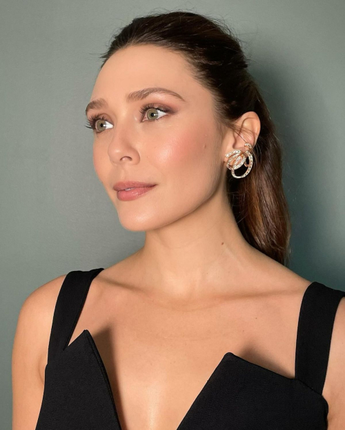 Elizabeth Olsen Photoshoot for Governors Awards, November 2024 1