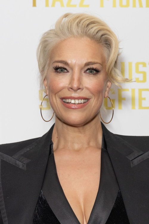 Hannah Waddingham at Performance Mazz Murray The Music of Dusty Springfield, November 2024 3