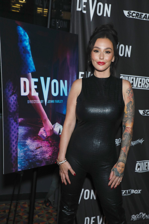 Jenni Farley at Devon Premiere New York, November 2024 1