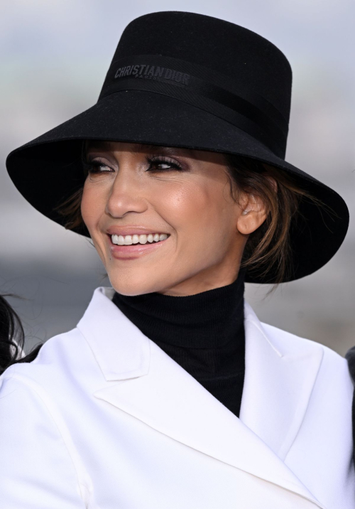 Jennifer Lopez Unstoppable Photocall in London, November 2024 9