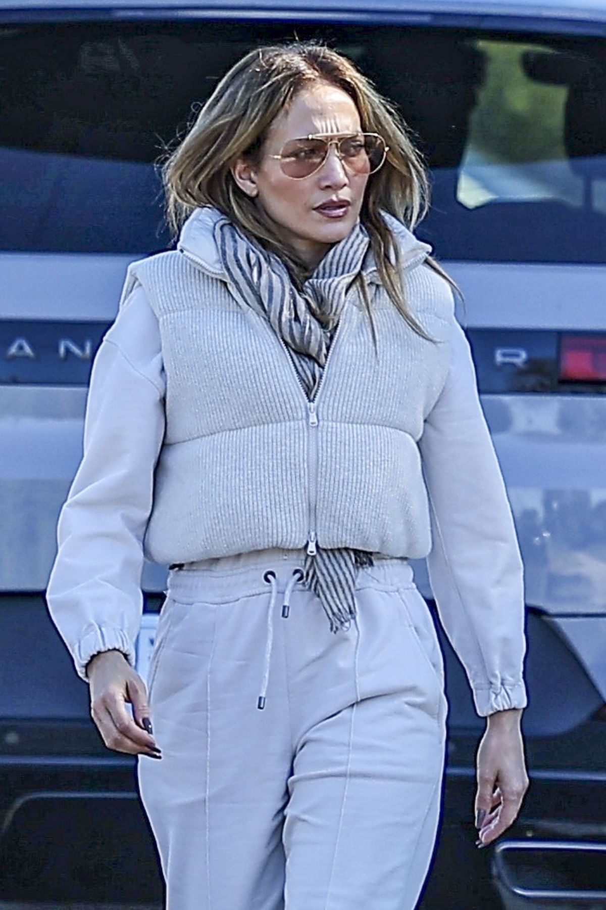 Jennifer Lopez Visiting a Friend in Los Angeles, November 2024