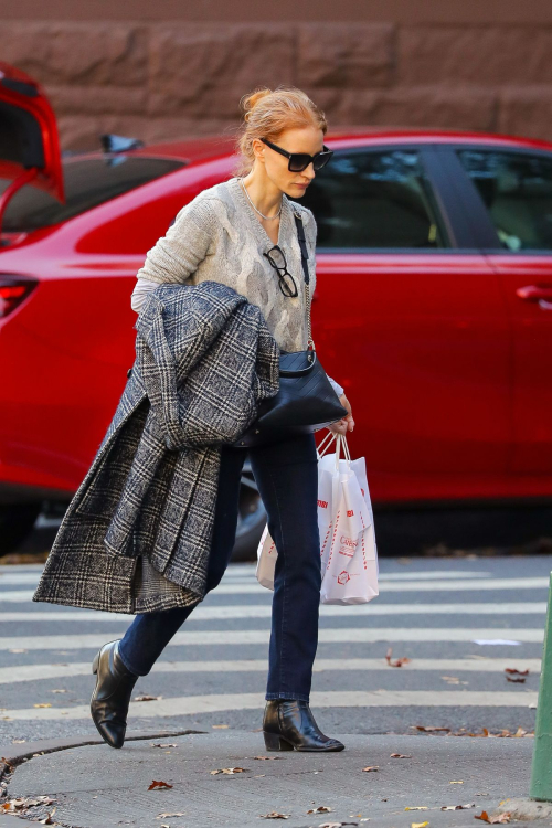 Jessica Chastain Out and About in New York, November 2024 6