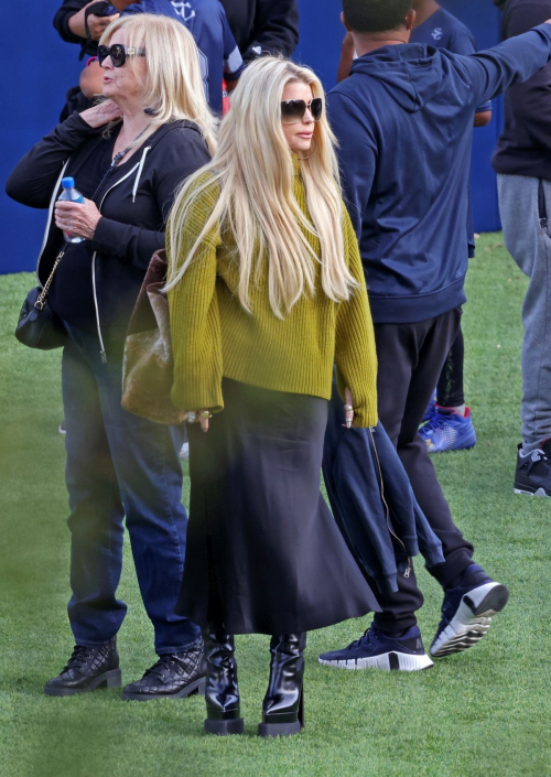 Jessica Simpson at Family Sports Event in Calabasas, November 2024 5